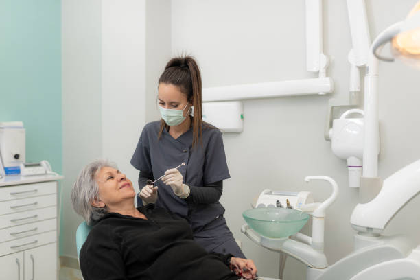 Best Cracked Tooth Emergency Dentist  in Viroqua, WI